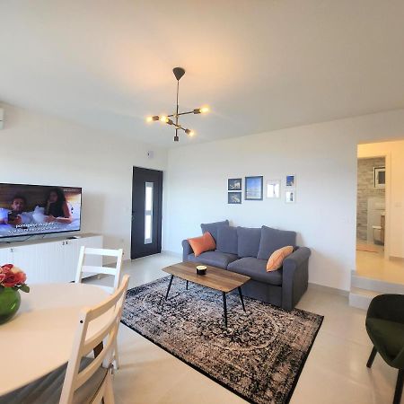 Apartment Big Blue 마슬레니차 외부 사진