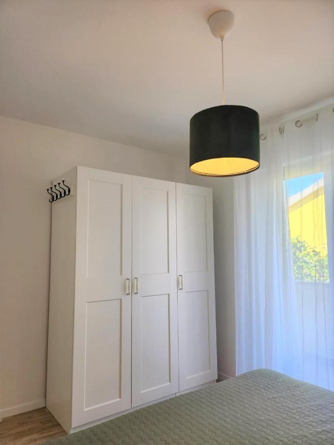 Apartment Big Blue 마슬레니차 외부 사진