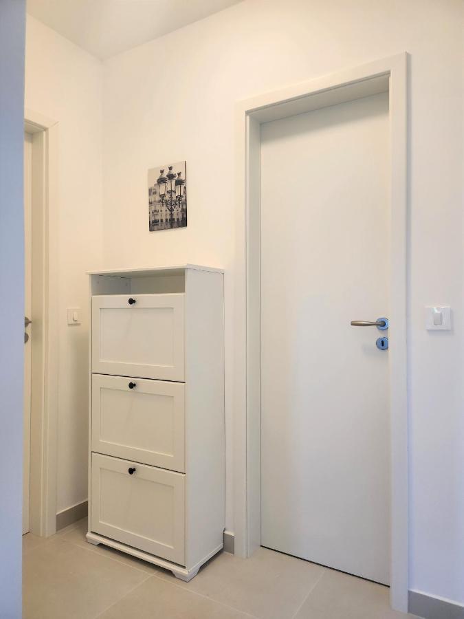 Apartment Big Blue 마슬레니차 외부 사진