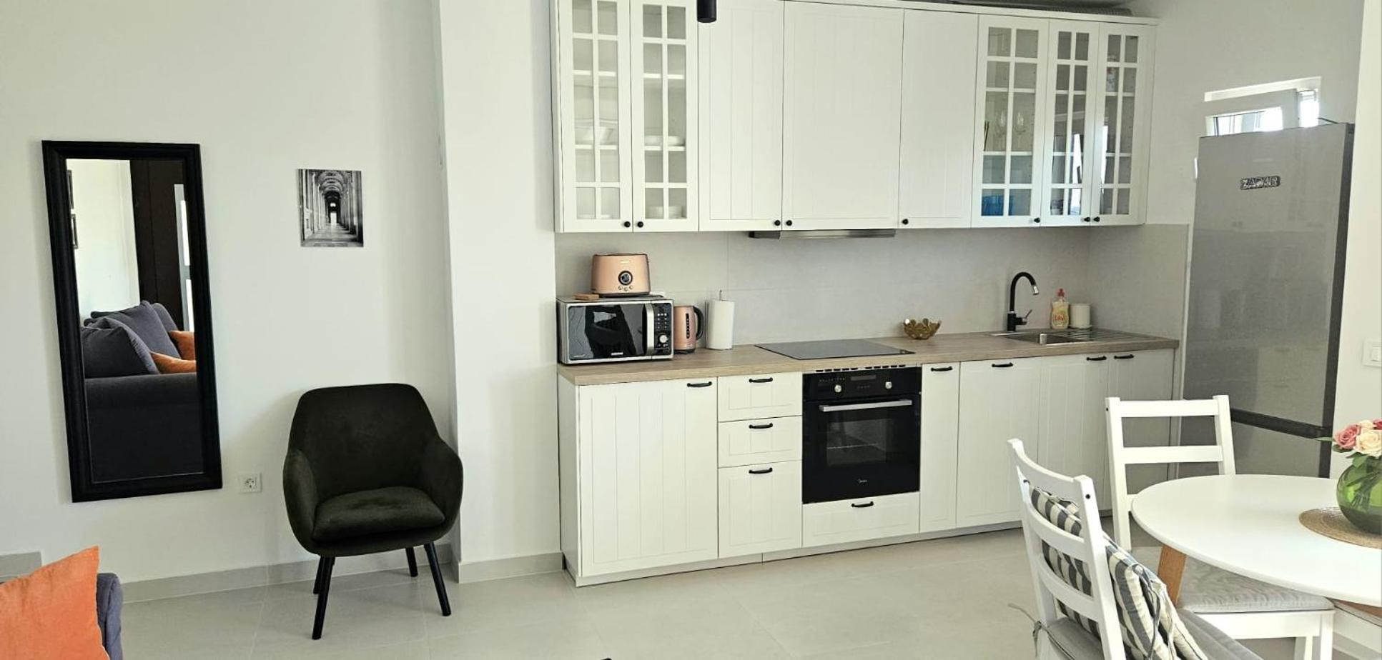 Apartment Big Blue 마슬레니차 외부 사진